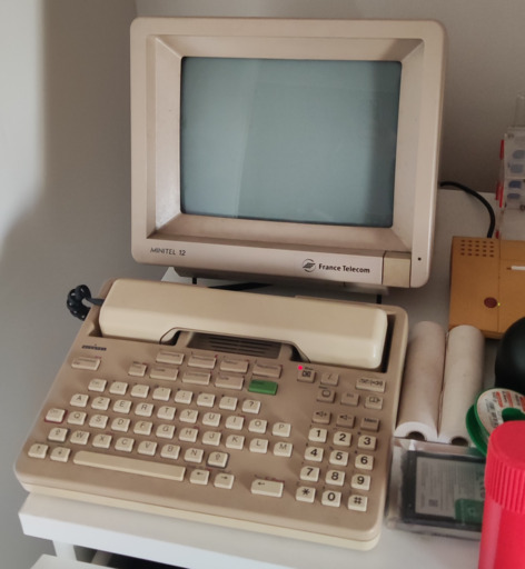 Minitel 12